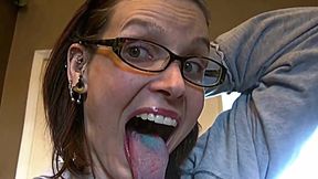 tongue video: Megan Majors's long tongue - fetish