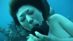 funny asian video: Underwater Fisting and Cumshot!