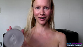 penis pump video: Maria besorgt es sich selbst und hilft Dir dabei mit Dirtytalk, German - Deutsch   PornoPenis.de