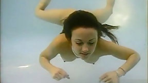 underwater video: Stacey underwater gropecam