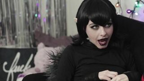 vampire video: Mavis' first Fellatio Cum Drink with FANGS
