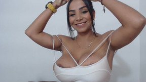venezuelan video: Venezuelan Girl Spreads Rear End Cheeks So Close