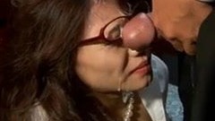 jav video: Office slut Ibuki kneels down and gives her boss a wet blowj