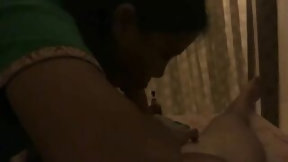 asian massage video: Rubs lady starts making out and blowing Falangman’s long penis during