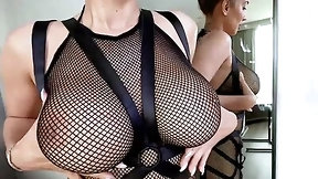 fishnet video: Stud oils Isis Loves butt as his uncut meat thrusts inside her muffin