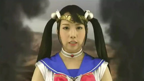asian cosplay video: GIGA Super Heroine  Asian Girl