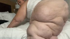 ssbbw video: BBB Booty Exposed