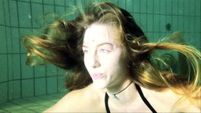 underwater video: Malia UW Styler HD