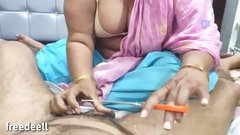 desi hot mom video: sis shaved my hair & sucked me when nobody was home