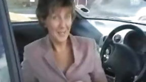 flasher video: British lady in stocking flash on public
