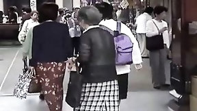 japanese lesbian video: Japanese Grannies #15