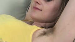beaver video: Her hairy armpits drive me crazy!