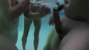 underwater video: Web Camera Girls Its Cleo & Annie Knight Blow A Ramrod Underwater!