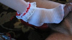 sockjob video: HOMEMADE WIFE CUM ON HEELS AND FRILLY SOCKS