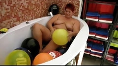 balloon video: Naked balloon bad ...