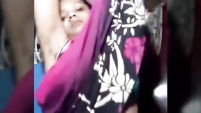 sri lankan video: Srilankan Wife Nude ඇන්ටි පාරක් ලීක් කරගෙන මෙන්න