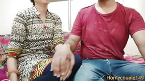 indian story video: Pdosi hua tharki bhabhi ko dekh gaand mari bhabhi ki ghr pe